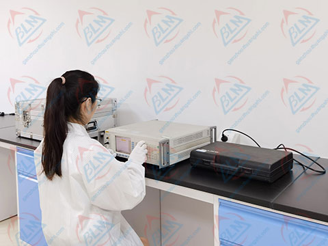 無(wú)線(xiàn)電儀器校準(zhǔn)實(shí)驗(yàn)室圖片 無(wú)線(xiàn)電儀器校準(zhǔn)實(shí)驗(yàn)室圖片