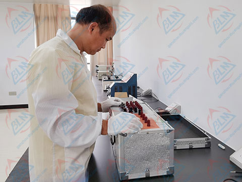 無(wú)線(xiàn)電儀器校準(zhǔn)實(shí)驗(yàn)室圖片 無(wú)線(xiàn)電儀器校準(zhǔn)實(shí)驗(yàn)室圖片