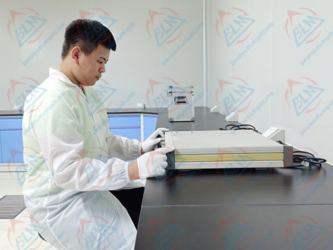 無(wú)線(xiàn)電儀器校準(zhǔn)實(shí)驗(yàn)室圖片 無(wú)線(xiàn)電儀器校準(zhǔn)實(shí)驗(yàn)室圖片