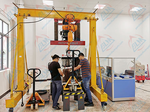 千斤頂計(jì)量檢定室圖片 千斤頂計(jì)量檢定室圖片